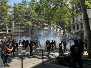 Conférence de Stéphane Beaud à Lyon le 17 novembre 2023: Les émeutes de juin 2023